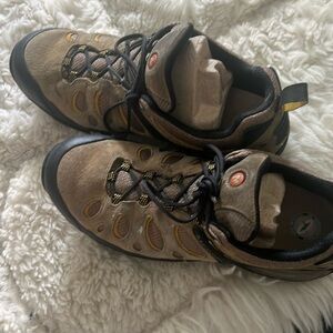 Mens size 11 Merrell Moab Gore-Tex XCR-Espresso. Slightly worn.